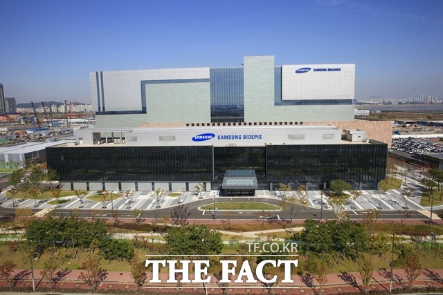 삼성바이오에피스는 중국의 바이오제약사 회사 3S바이오와 바이오시밀러 제품 판권 계약에 관한 파트너십을 맺었다. 삼성바이오에피스 사옥 전경 / 삼성바이오에피스 제공