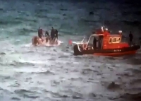  욕지도 인근서 어선 전복…11명 구조·3명 실종