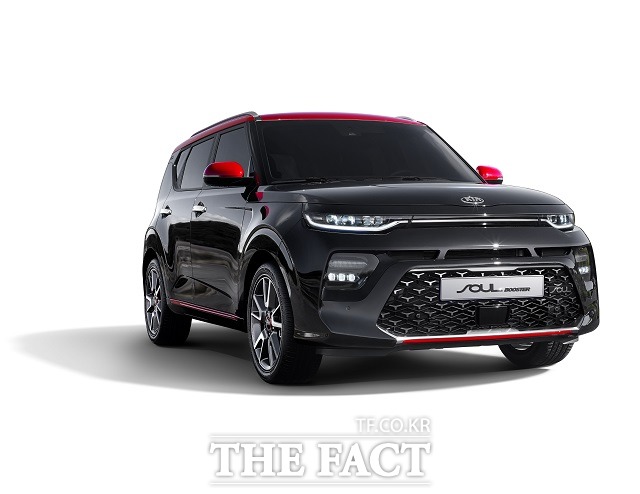 기아차가 이달 말 출시를 앞둔 쏘울 부스터의 사전계약을 시행한다고 14일 밝혔다. /기아차 제공