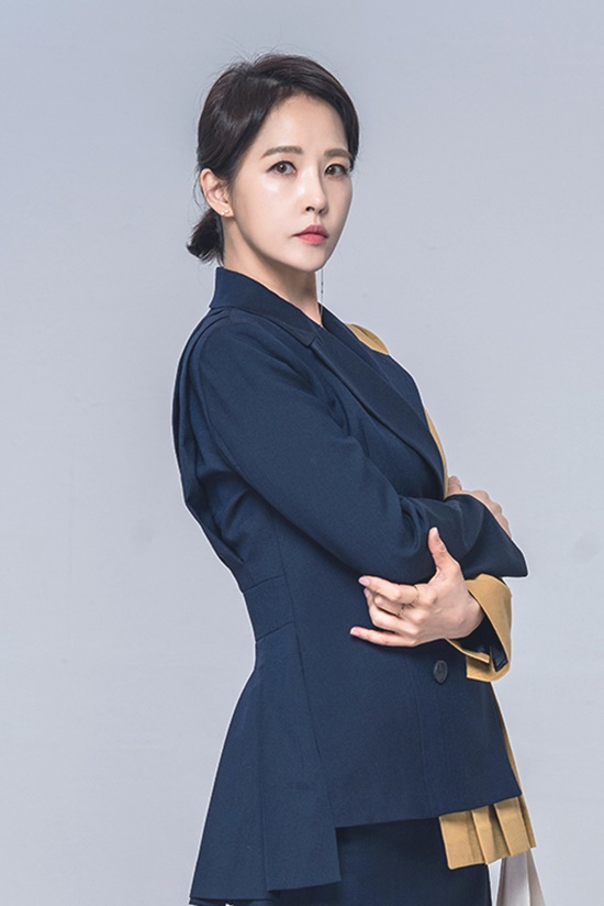 지난해 김선아는 붉은 달 푸른 해로 2018 MBC 연기대상에서 수목드라마 부문 여자 최우수상을 받았다./굳피플 제공
