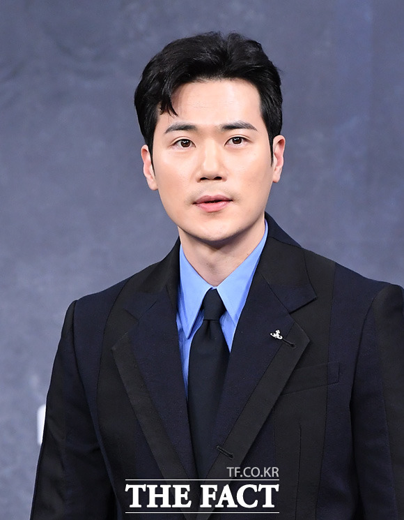 김강우는 아이템에서 절대 악 조세황으로 분해 목표를 위해 수단과 방법을 가리지 않는 남자를 연기한다. /임세준 기자