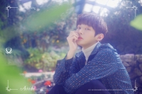  'D-7' 윤지성, 두 번째 콘셉트 포토 공개…'항상 네 편이야'