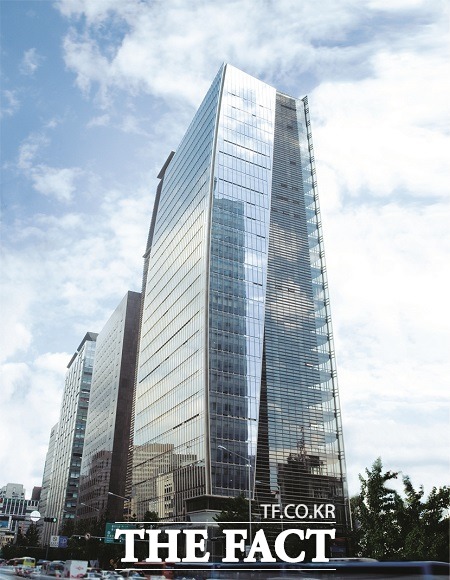 금호산업은 14일 공시를 통해 지난해 영업이익이 전년보다 37% 증가한 419억 원을 기록했다고 밝혔다. /더팩트 DB