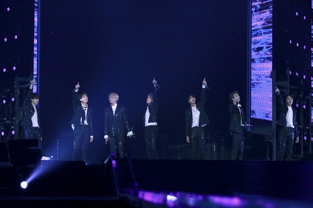 방탄소년단은 LOVE YOURSELF ~JAPAN EDITION~ 돔 투어에서 솔로곡 무대와 단체 무대들을 펼치며 팬들로부터 환호를 이끌어냈다. /빅히트 엔터테인먼트 제공