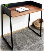  '소형 책상' 판매 급증, 이마트 할인 대전 가세