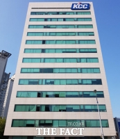  KCC, 여주공장 사망사고에 '책임 통감, 사태 수습에 만전'