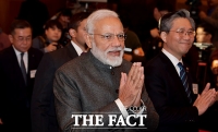[TF포토] 한-인도 심포지엄 참석하는 모디 인도 총리