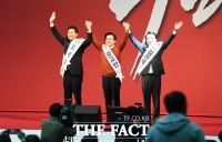 [TF포토] '치열하게 외칩니다!'…지지 호소하는 한국당 당대표 후보들