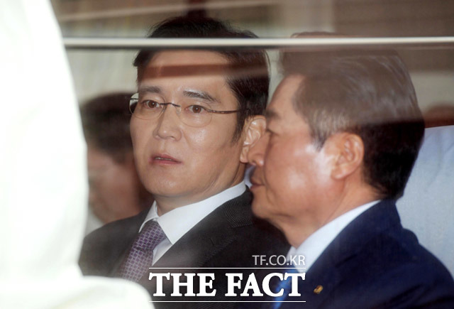 이재용 부회장이 올해 들어 활발한 경영 활동을 펼치고 있지만, 대법원 판결을 앞둔 상황이라 이를 고려해 이사회에는 불참할 가능성이 크다는 의견이 나온다. /임세준 기자