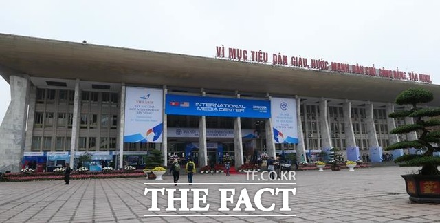 베트남 당국은 제2차 북미정상회담을 위해 하노이 베트남-소련 우정노동문화궁전에 국제미디어센터(IMC)를 열었다. /하노이(베트남)=이원석 기자