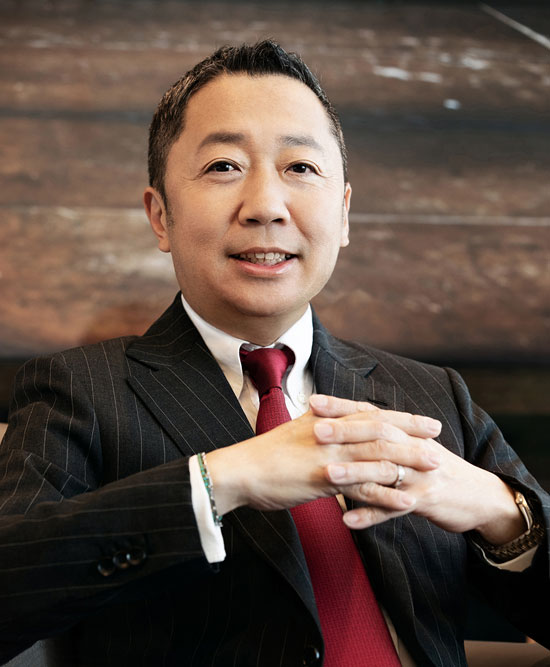 박정원 두산그룹 회장은 지난 2016년 그룹 회장에 오르기 전까지 10여 년간 두산건설에서 근무했다. /두산 제공