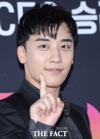  YG 측 '승리, '카톡 사건' 경찰 수사에 적극 협조할 것'(공식)