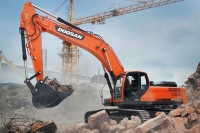  두산인프라코어, 사우디 이어 우즈벡서도 대규모 공급 계약 체결