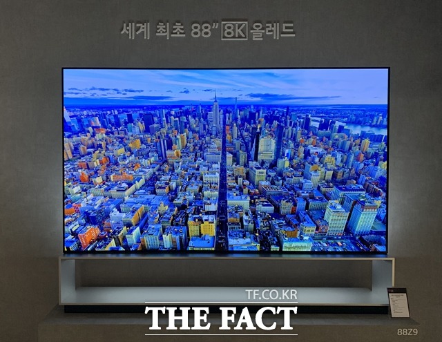 LG전자는 올해 하반기 8K 올레드 TV를 시장에 내놓을 계획이다. /마곡=서민지 기자