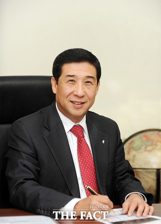 산업은행은 7일 배재훈 전 범한판토스 대표이사를 현대상선 새 CEO 후보로 추천했다고 밝혔다. /대한상공회의소 제공