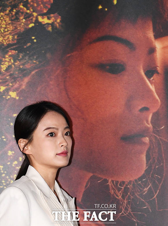 영화 우상 언론시사회가 7일 오후 서울 용산구 CGV 아이파크몰점에서 열린 가운데 배우 천우희가 포토타임을 갖고 있다. / 배정한 기자