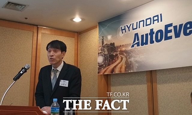 12일 서울 여의도에서 열린 기업공개(IPO) 간담회에서 김현수 현대오토에버 경영관리실 상무가 향후 상장 계획 및 성장 전략에 대해 설명하고 있다. /여의도=지예은 기자