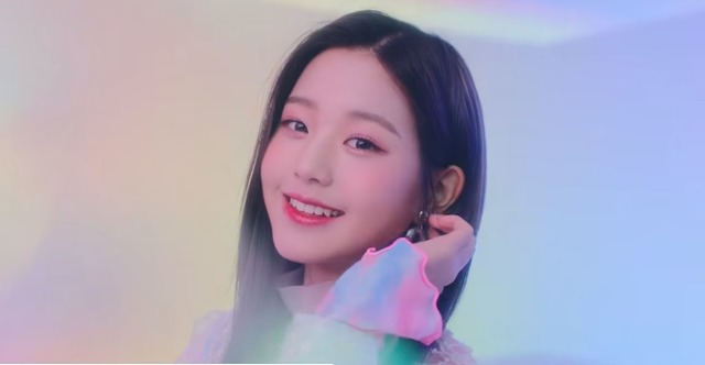 걸그룹 아이즈원의 리더 장원영. /유튜브 영상 캡처