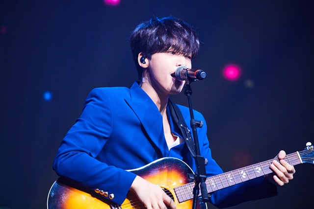 정세운의 새 앨범 ±0은 정세운 특유의 서정성과 트렌드를 연결하는 타이틀곡 Feeling을 담고 있다. /스타쉽 엔터테인먼트 제공