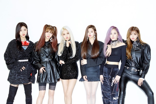 6인조 신인 걸그룹 에버글로우의 데뷔곡 봉봉쇼콜라 뮤직비디오가 높은 조회 수를 기록했다. /위에화 엔터테인먼트 코리아 제공