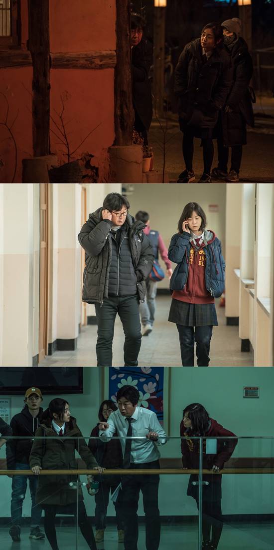 영화 미성년은 평온했던 일상을 뒤흔든 사건을 마주한 두 가족의 이야기다. /쇼박스 제공