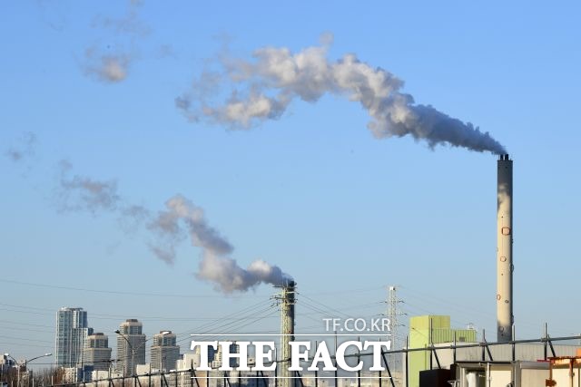 중국과 EU의 경기둔화 가능성, 신흥국 경제 불안 등 대내외 불확실성이 높아지면서 올해 2분기에도 체감경기 지수가 전 분기에 부정적 전망이 우세한 것으로 나타났다. /더팩트 DB