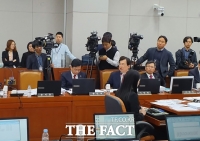  [TF현장] 이만희, 청와대 업무보고 맹공 예고…'조국 출석 요청'