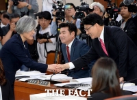  탈북자 추방 관련 외교부 실수 논란…윤상현 '외교부 적극 대처해' 두둔