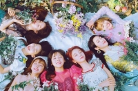  '콘셉트 요정' 오마이걸, 8개월 만에 컴백 확정...