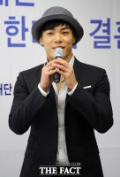  '에이미 폭로 A군', 휘성?→팬 성명문 발표...소속사는 '묵묵부답'