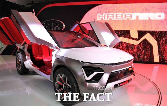 기아차 역시 2019 뉴욕 모터쇼에서 EV 기반의 크로스오버 콘셉트카 하바니로를 세계 최초로 공개했다. /기아차 제공