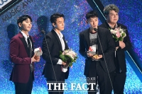  [TMA] 슈퍼주니어, '팬앤스타'서 최다 득표수 기록...'더 성장할 것'