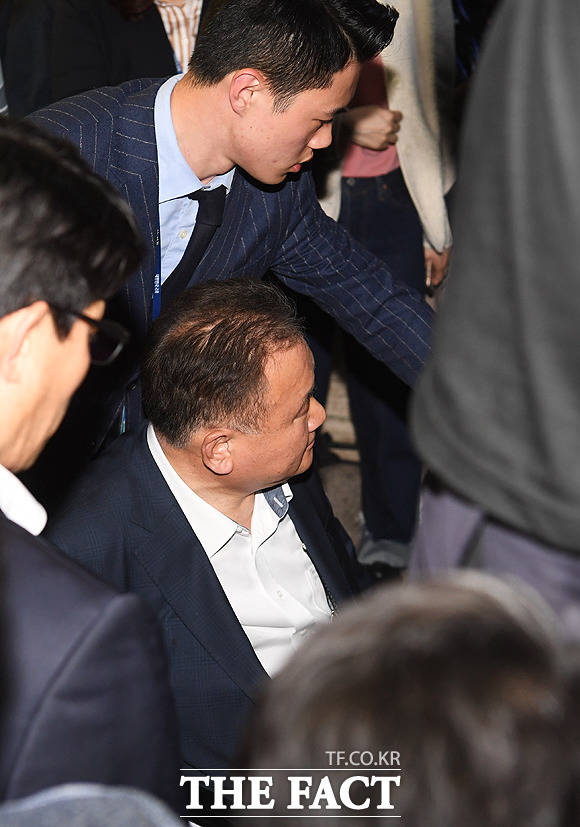 돌아가는 이상민 사개특위 위원장