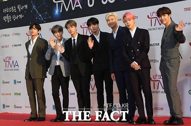 28일 광주 슈퍼콘서트에 방탄소년단이 출연해 기대를 모으고 있다. 사진은 지난 24일 U⁺5G 더팩트 뮤직 어워즈에 참석한 방탄소년단 모습. /이새롬 기자