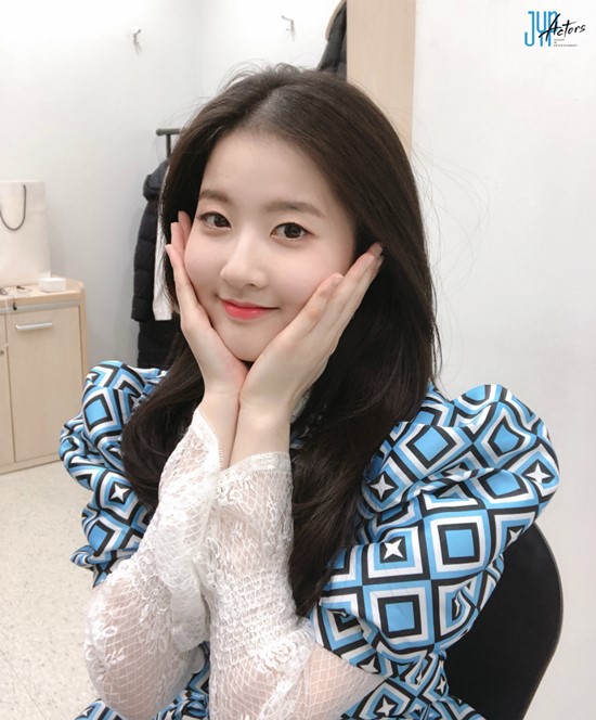 박시은이 복면가왕에서 노래 실력을 드러낸 후 대중의 이목이 쏠리자 출연 소감을 전했다. /JYP엔터테인먼트 제공