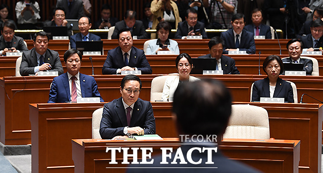 저는 이번 국회로 정치를 마무리하려는 사람입니다