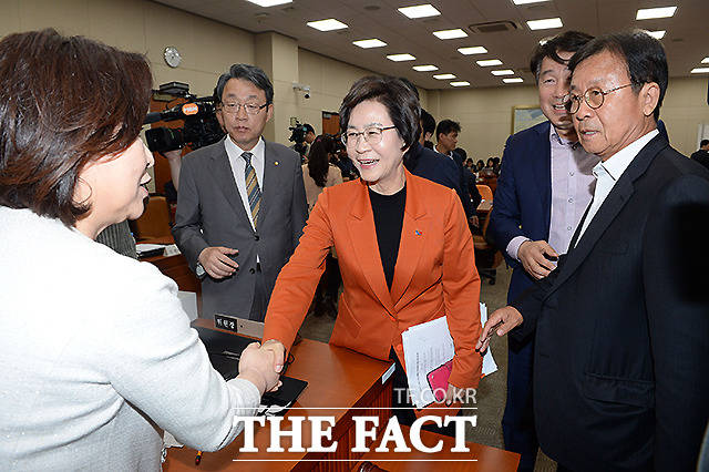 자유한국당 빼고 즐거운 여야 4당~