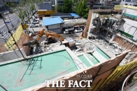 [TF포토] 철거 건물 붕괴 사고 발생… '인명 피해 없어'