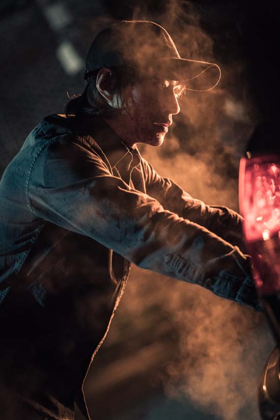 김성규는 극 중 무자비한 연쇄살인마 K 역을 맡았다. /악인전 스틸
