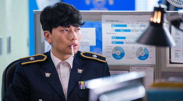 남궁민 진아름이 인연을 맺은 영화 라이트 마이 파이어 /영화 스틸