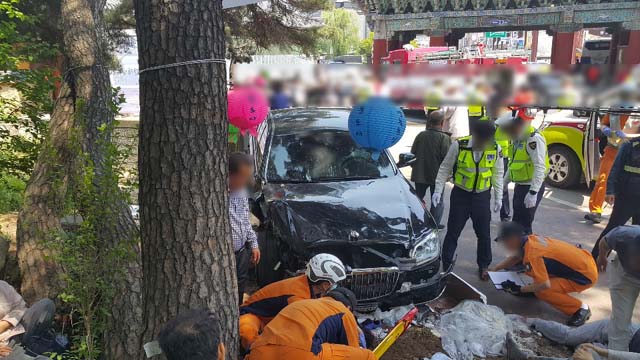 12일 양산 통도사에서 차량 돌진사고가 발생했다. /양산경찰서 제공