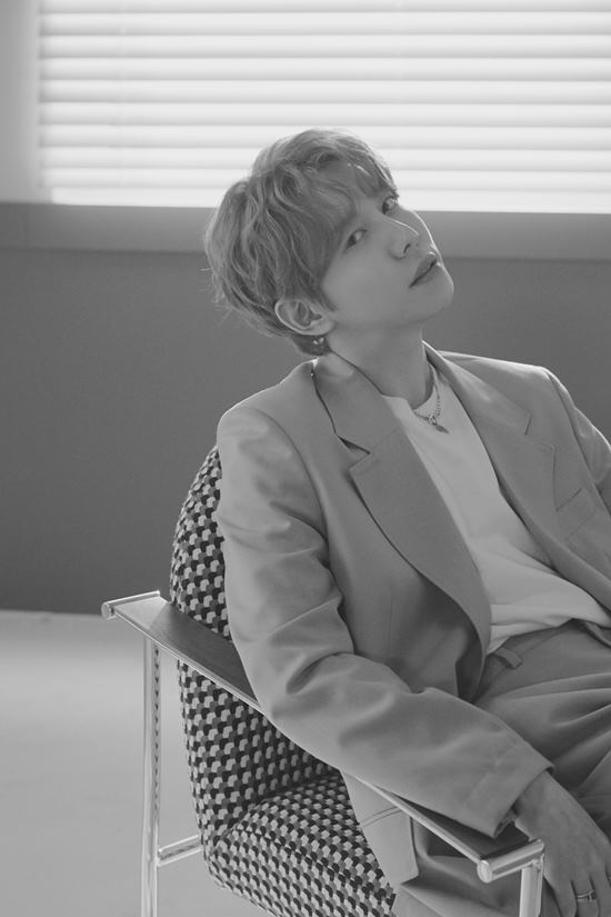 박경은 음악 작업을 할 때 가상의 이야기보다는 실제 경험에서 영감을 얻는 편이라고 밝혔다. /세븐시즌스