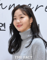  김고은, '더 킹' 출연 확정…'1인 2역 잘할 수 있다고 판단'