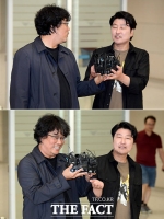 [TF사진관] 봉준호-송강호, '황금종려상만큼 탐나는 마이크(?)'