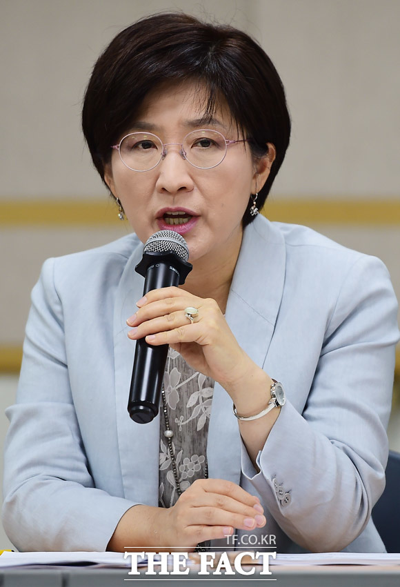 박주현(사진) 의원은 정운천 의원의 전주시을 지역구에 총선 도전장을 던졌다. 그는 정운천 의원님은 한국당으로 가실 것으로 안다고 밝혔다. /배정한 기자