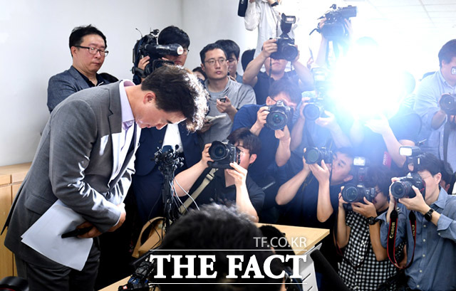 헝가리 수도 부다페스트에서 한국인 관광객을 태운 유람선이 침몰해 사상자가 발생한 가운데 지난달 30일 오전 서울 중구 참좋은여행사에서 사고와 관련해 브리핑이 진행되고 있다./서울 중구=임세준 기자