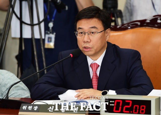 신상진 자유한국당 신정치혁신특별위원장은 6일 공천과 관련해 현역 의원 물갈이 폭이 클 것이라고 밝혔다. /배정한 기자