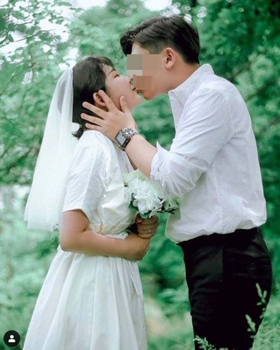 최준희가 그의 남자친구와 함께 찍은 1주년 기념 사진이 논란에 휩싸였다. /최준희 남자친구 인스타그램