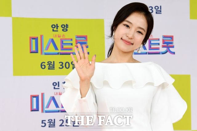 홍자가 전라도를 비하하는 발언을 했다는 이유로 구설에 올랐다. /남용희 기자