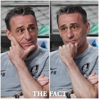 [TF포토] '고민하는 벤투'